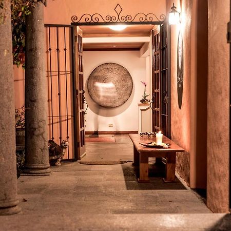 Luna Inn B&B Ciudad Cariari ภายนอก รูปภาพ
