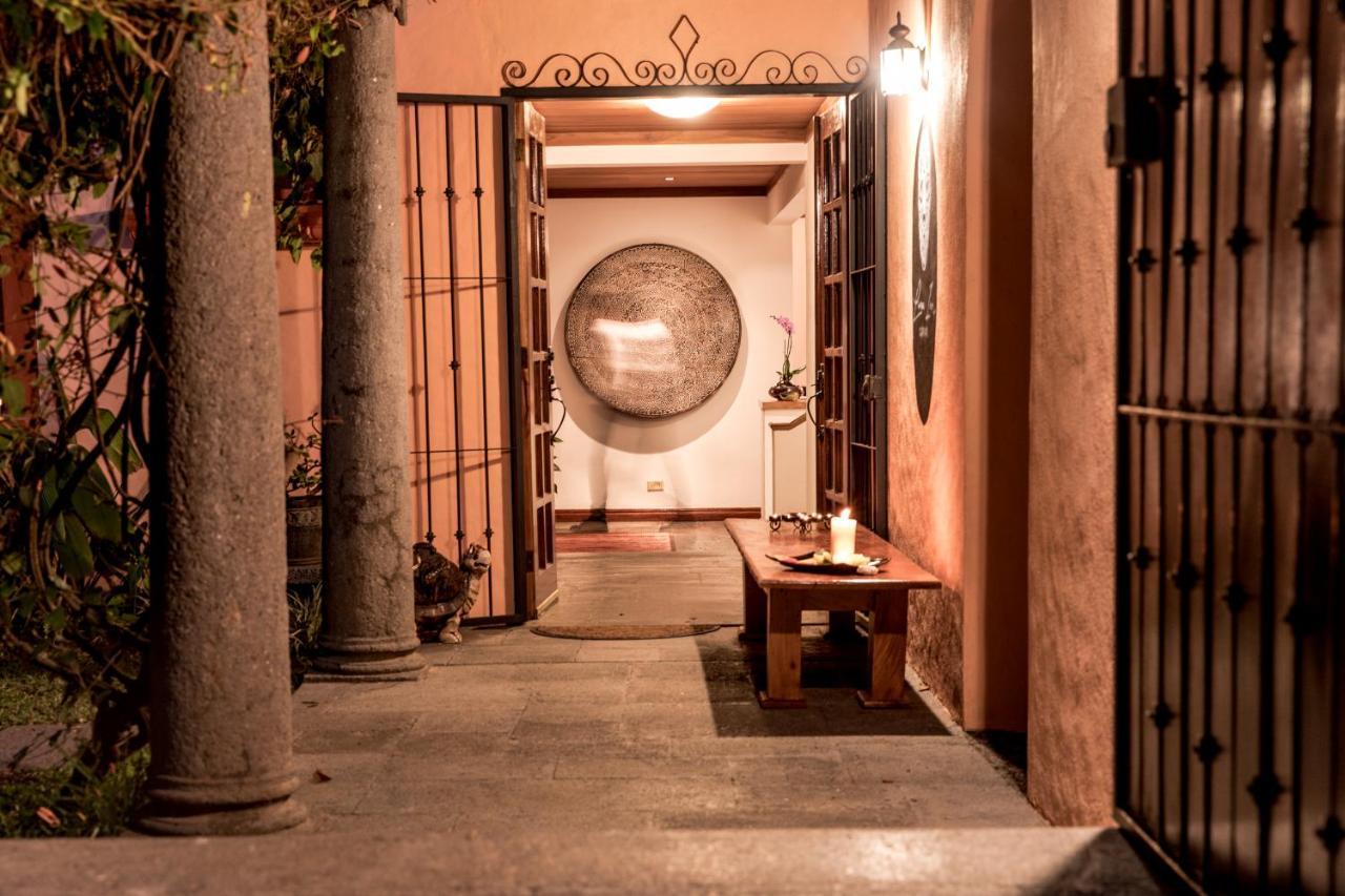 Luna Inn B&B Ciudad Cariari ภายนอก รูปภาพ