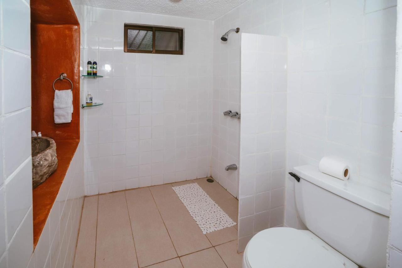 Luna Inn B&B Ciudad Cariari ภายนอก รูปภาพ