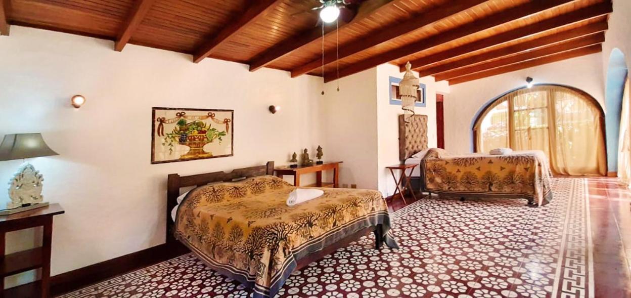 Luna Inn B&B Ciudad Cariari ภายนอก รูปภาพ